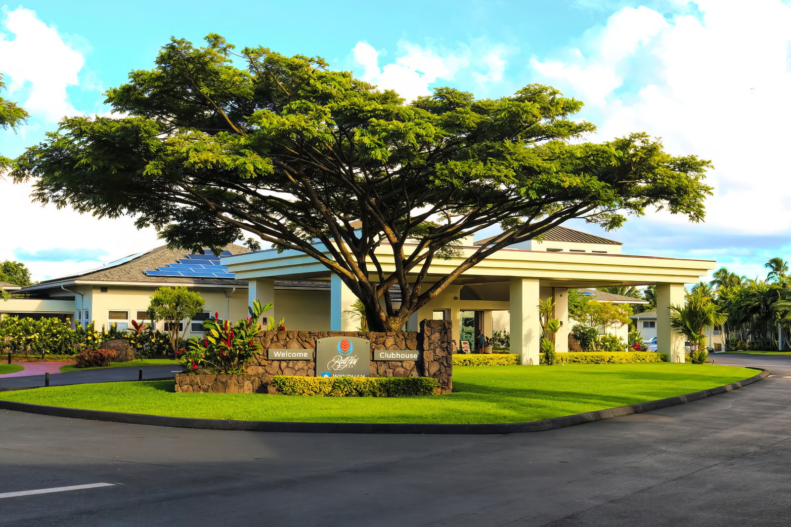 Bali Hai Wyndham Resort - Kauai, HI - NoKaOi Landscape Services